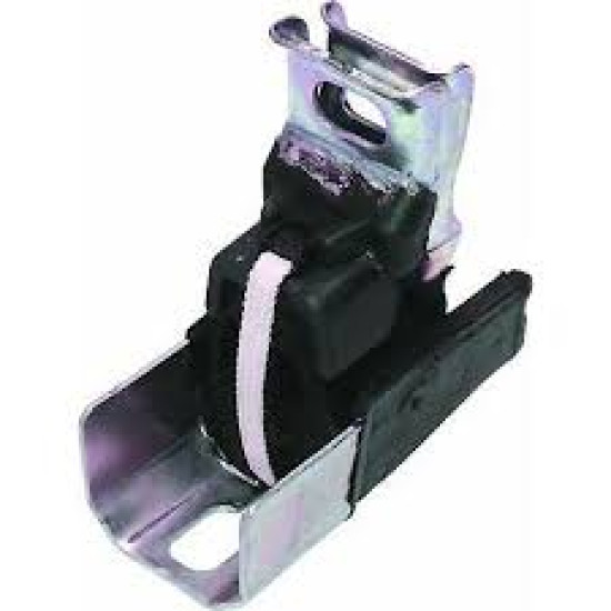 Renault Clio 3 Eksoz Takozu Arka 8200114739